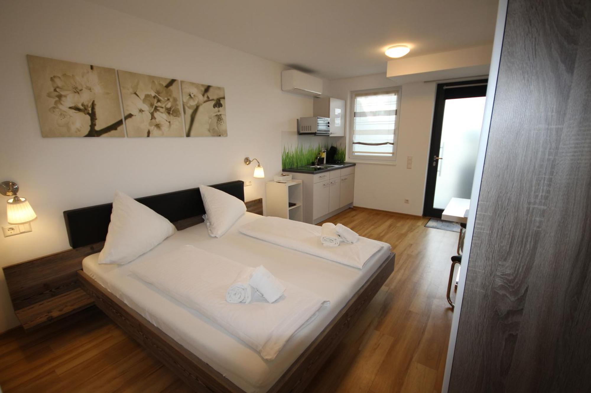 Kern Apartments รูสท์ ภายนอก รูปภาพ