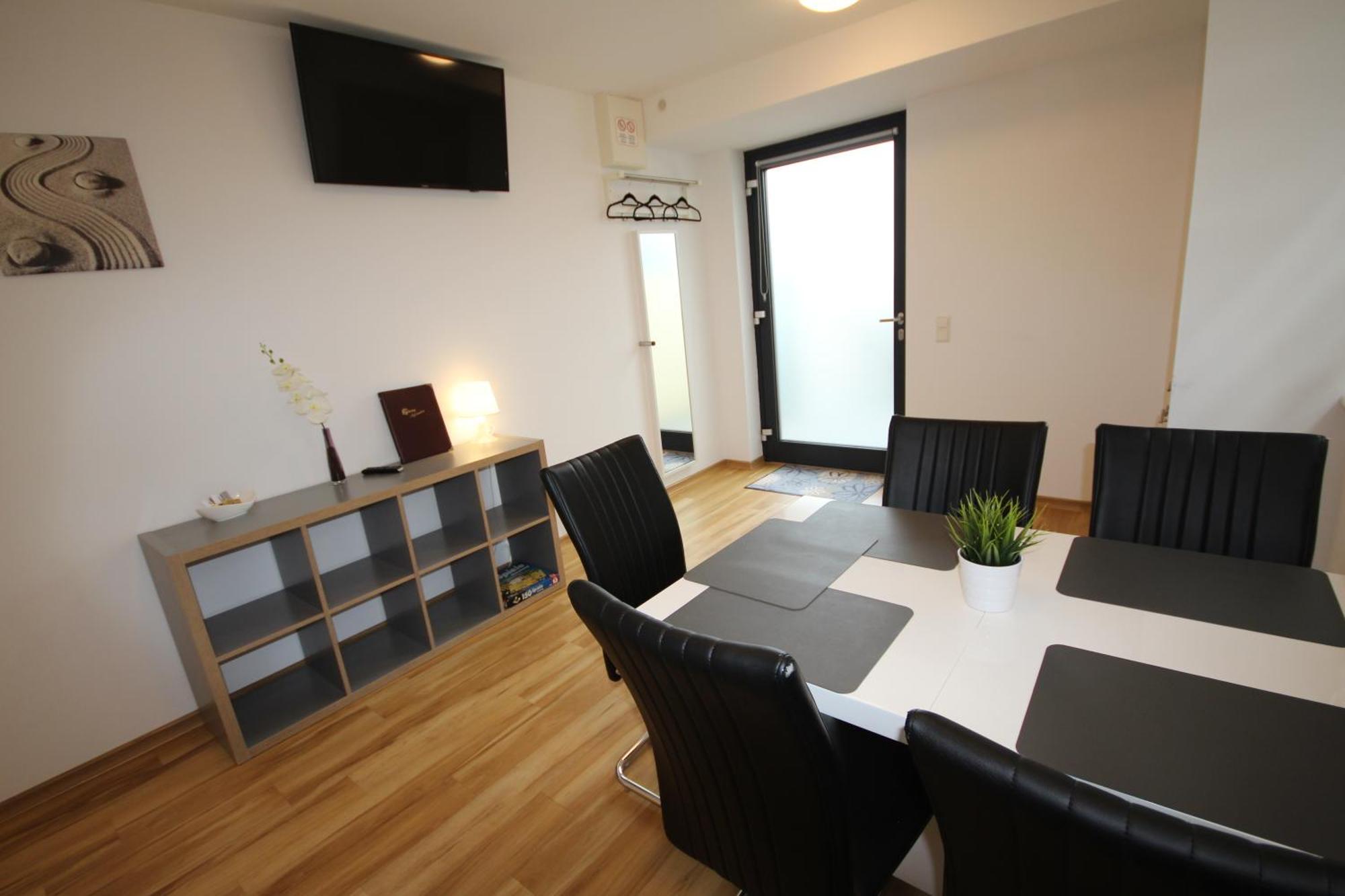 Kern Apartments รูสท์ ภายนอก รูปภาพ