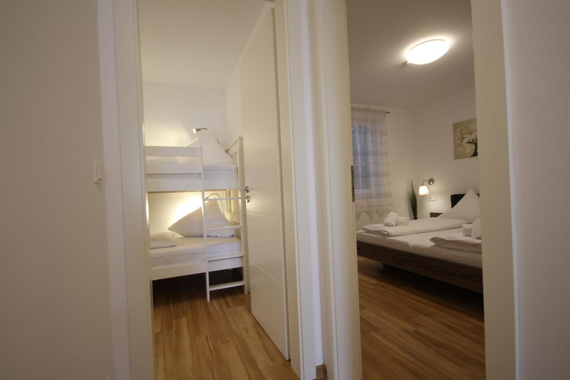 Kern Apartments รูสท์ ภายนอก รูปภาพ